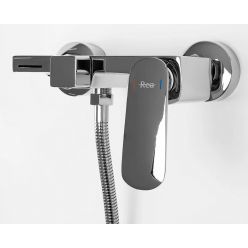 Смеситель для ванны Rea Berg Chrome B2037