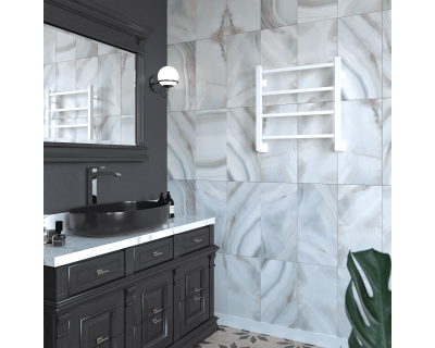 Полотенцесушитель водяной Stinox Quatro 50x50 белый матовый