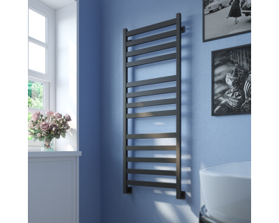 Полотенцесушитель водяной Stinox Verona Luxe 50x140 черный матовый