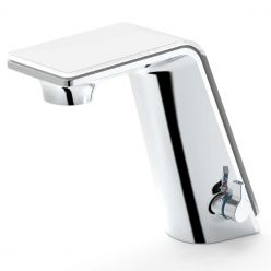 Смеситель для умывальника Oras Il Bagno Alessi One 8710F, 6V батарейка, сенсорный