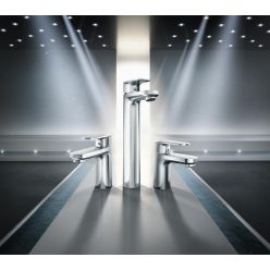 Hansgrohe Vernis Blend Смеситель для раковины однорычажный 70 со сливным гарнитуром черный матовый 71550670