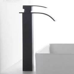 Смеситель Rea Falcon Black 30 REA-B0252