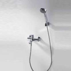 Смеситель для ванны с коротким изливом Bravat Drop F64898C-B
