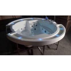 Гидромассажная ванна Gemy G9060 K 210х210х80 (гидромассаж, аэромассаж, электр.пульт, хромотерапия)