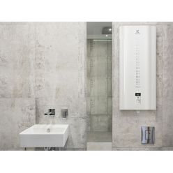 Водонагреватель Electrolux EWH 100 Centurio IQ 2.0